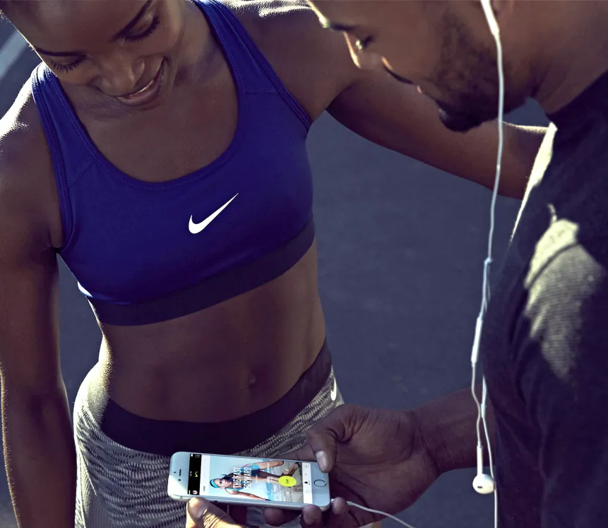 NIKE